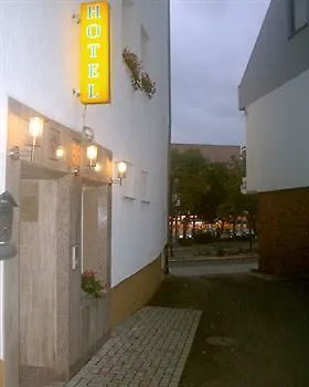 Hotel Am Holzmarkt 2*